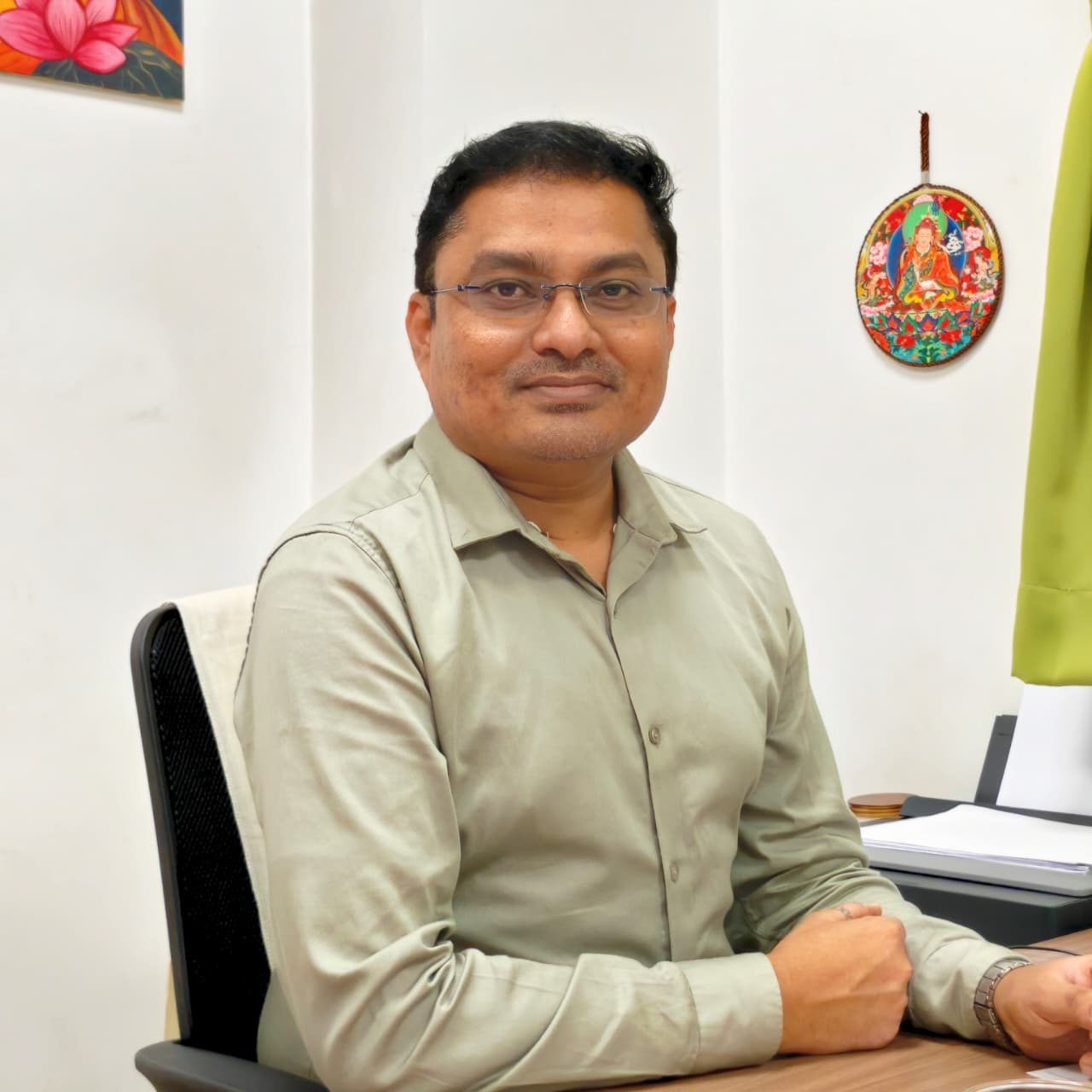 Dr. Ravi Varma